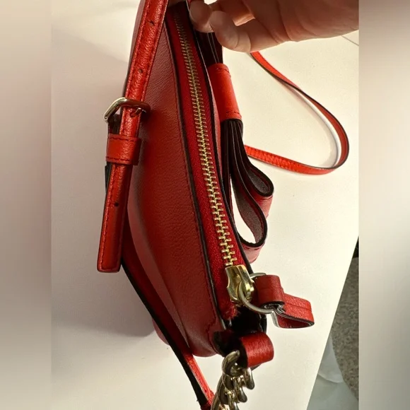 Kate Spade EUC Villabella Avenue Celina Bow Red Pebbled Leather Crossbody Bag - Picture 8 of 11